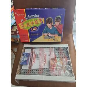 NIB Vintage Radio Shack Jr.‎ Scientist Electricity Lab Experiment Model 28-275
